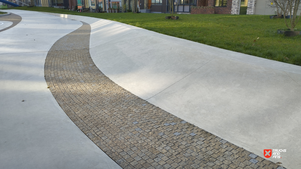 Stationsplein skatespot